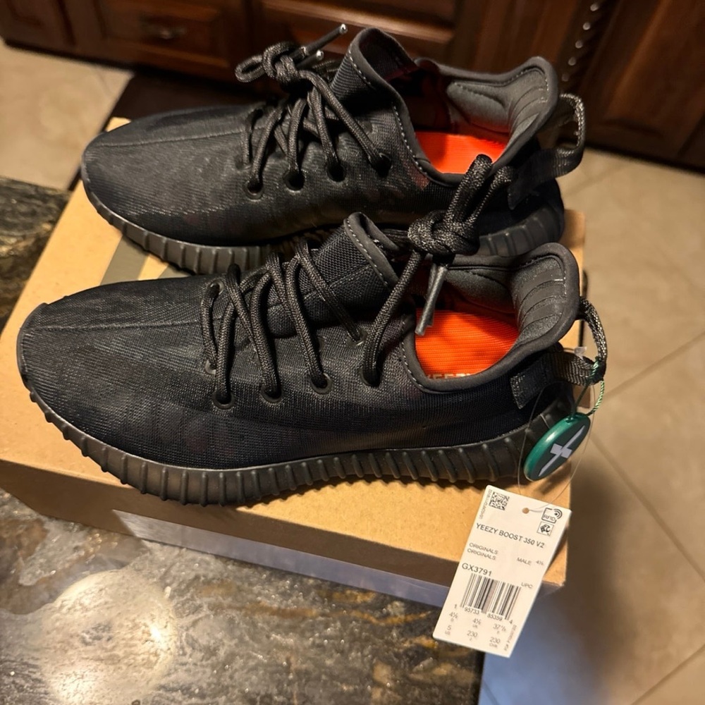 Yeezy boost 350